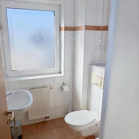 Seeurlaub Müritz - Haus Müritzblick, Haustiere Willkommen, Nur 200 M Zum Apartamento